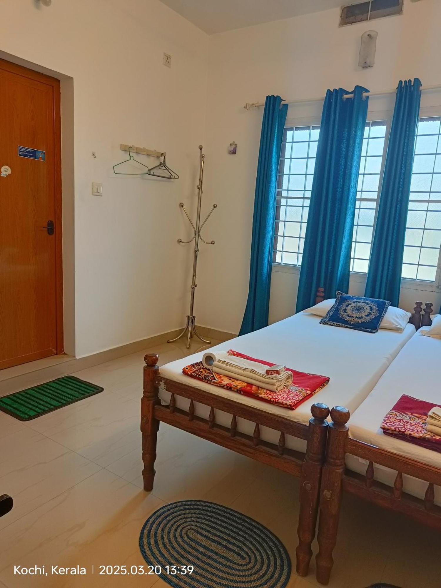 Christville Kochi Extérieur photo