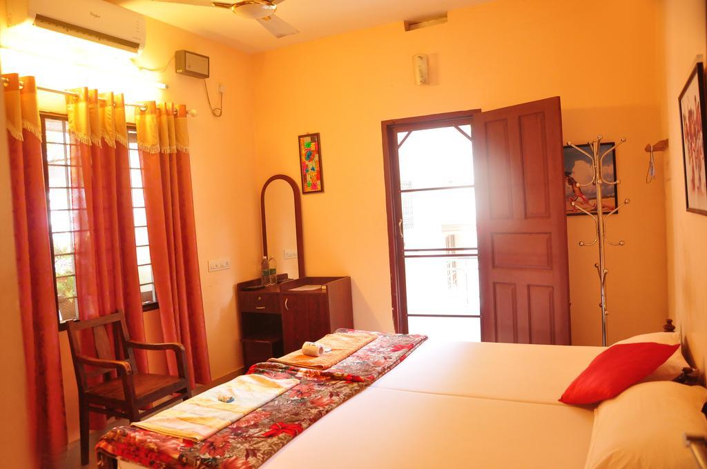 Christville Kochi Extérieur photo