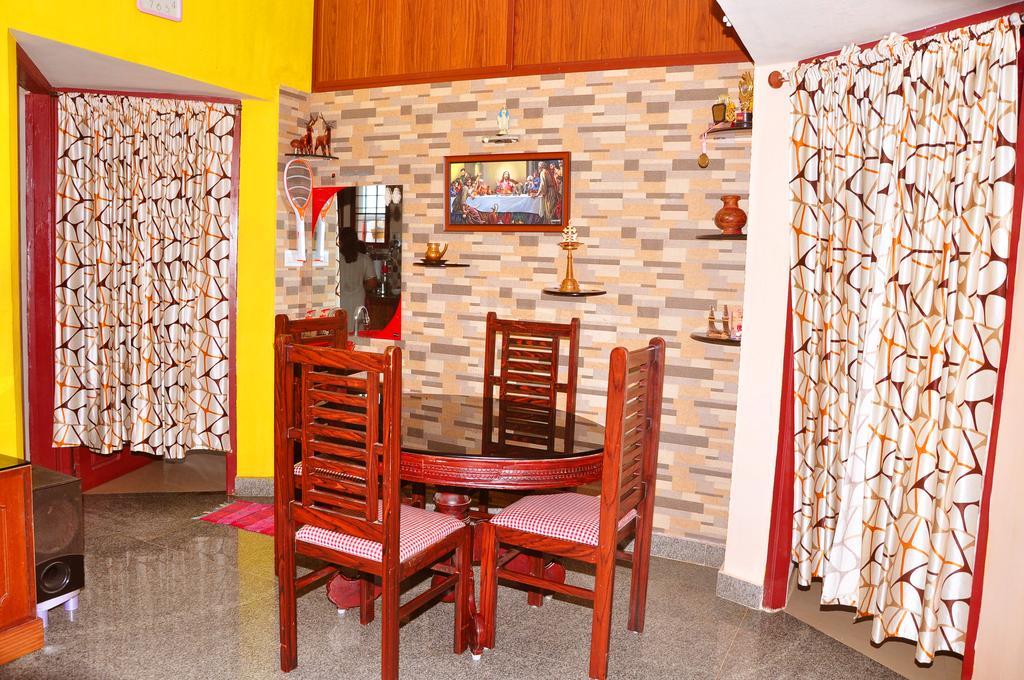 Christville Kochi Extérieur photo