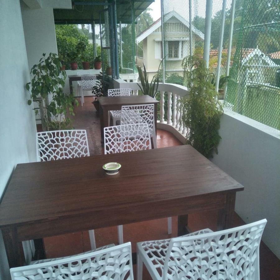 Christville Kochi Extérieur photo